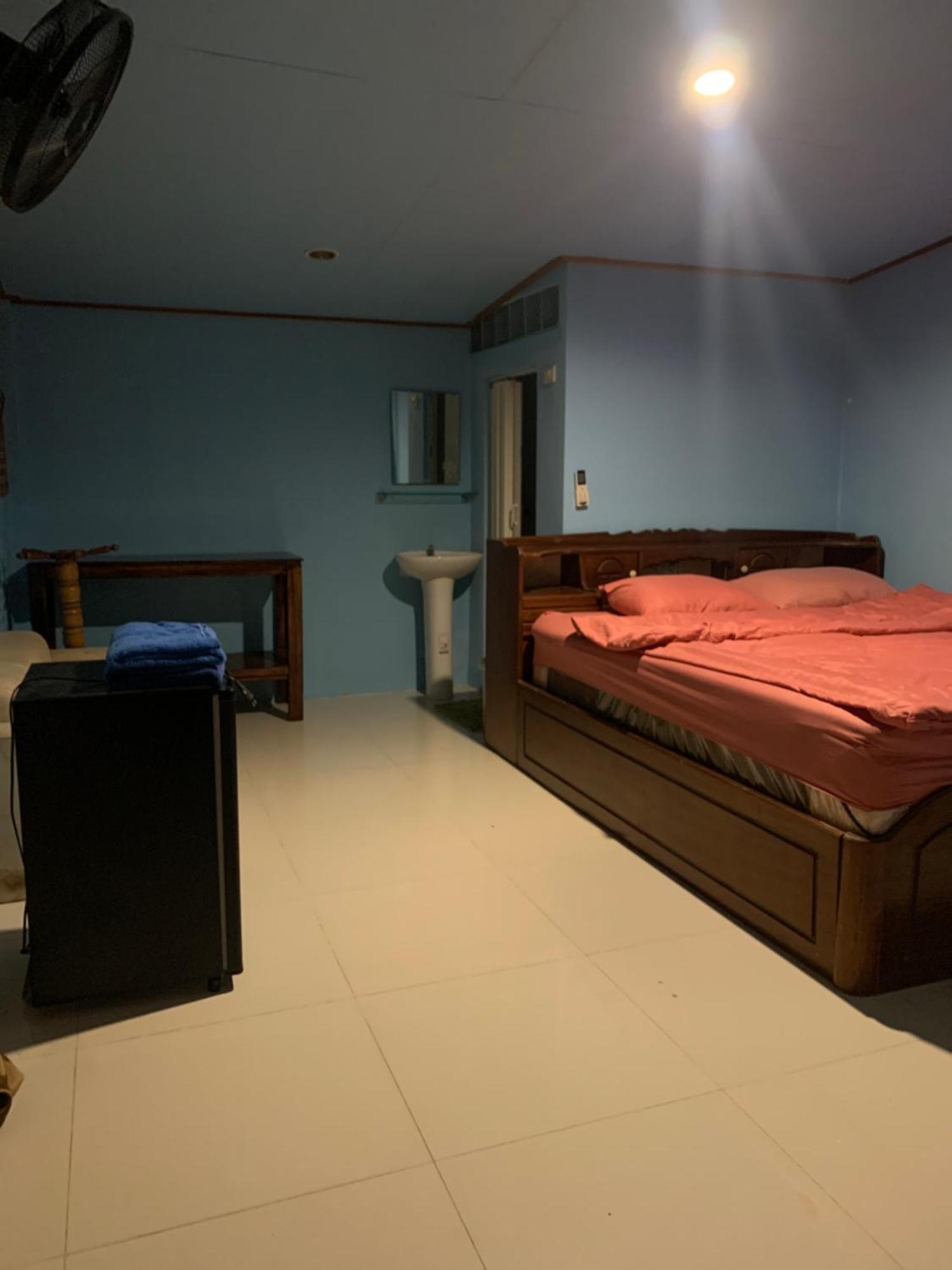 The Pier Homestay Thongsala Ngoại thất bức ảnh