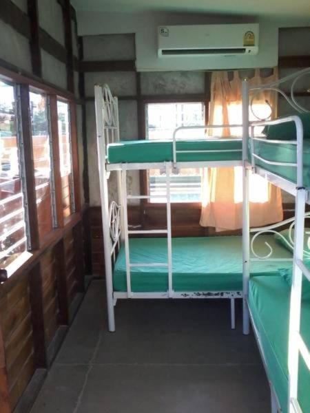 The Pier Homestay Thongsala Ngoại thất bức ảnh